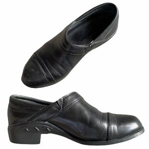 Ariat Leather Slip-On Clogs 7.5